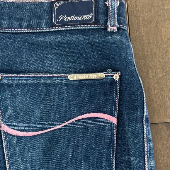 Vintage 70s Pentimento Women's Straight Leg Jeans in Dark Blue and Pink Stiching - Picture 11 of 11